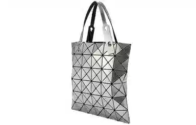 ISSEY MIYAKE Tote