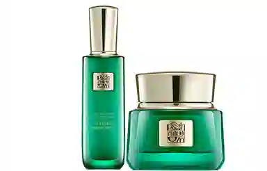 Pechoin Frame Essence Cream Set