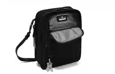 TUMI Alpha 3 Organizer