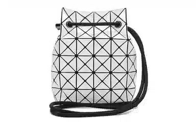 ISSEY MIYAKE Prism Wring