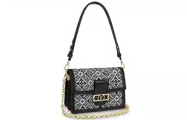 LOUIS VUITTON Dauphine MM