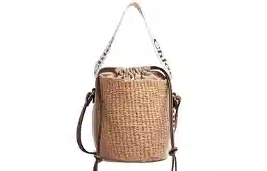 Chloe Woody Logo