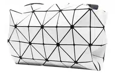 ISSEY MIYAKE SlashCarton