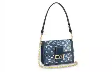 LOUIS VUITTON Dauphine MM