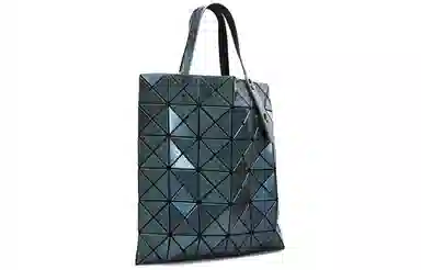 ISSEY MIYAKE Tote