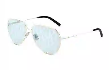 DIOR Essential