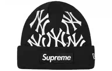 Supreme Letter Logo Beanie