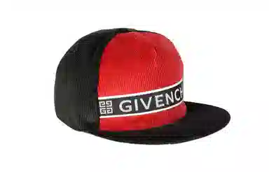 GIVENCHY