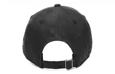 New Era Classic Curved Brim Cap Black