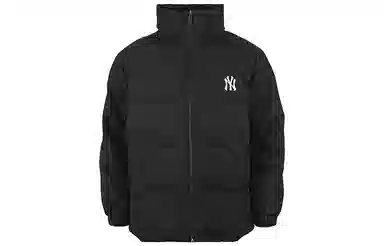 MLB New York Yankees Short Down Jacket Black