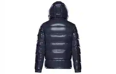 Moncler maya