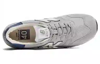 New Balance 670 Grey