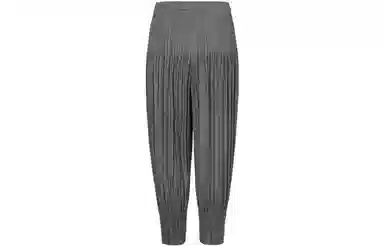 PLEATS PLEASE ISSEY MIYAKE SS22