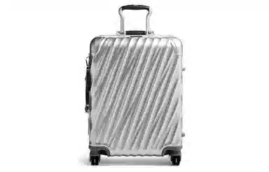 TUMI 19 Degree Aluminum