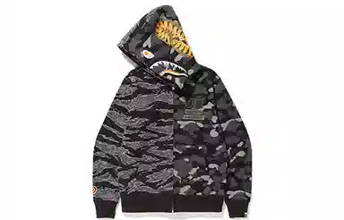 A BATHING APE Shark Camo Hoodie