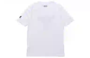 Under Armour iron T