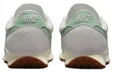 Nike Daybreak SE