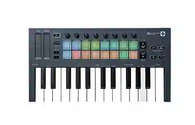 NOVATION by Focusrite FLKEY MINI MIDI