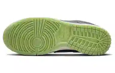 Nike Dunk Low PRM "Halloween"