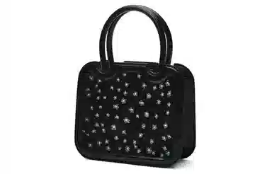 CHARLES&KEITH xCOCO CAPITÁN