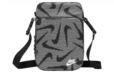 Nike Heritage Crossbody
