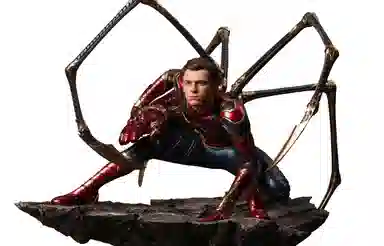 QueenStudios 14 51cm