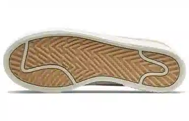 Nike Court Legacy Lift Brown