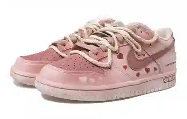 Nike Dunk Low "Love" Pink