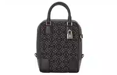 LOEWE Amazona 15