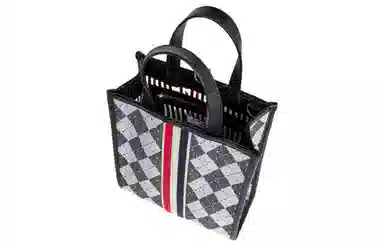 THOM BROWNE