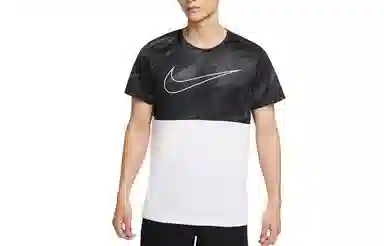 Nike T-Shirt Black White