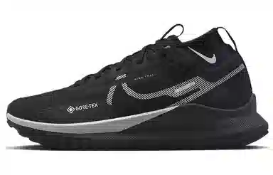 Nike Pegasus Trail 4 Low Black