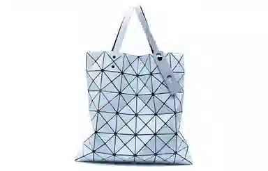 ISSEY MIYAKE Lucent Tote