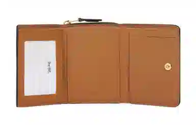 COACH Trifold Wallet 10