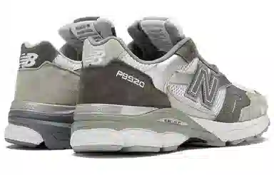 New Balance 920