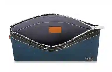 LOUIS VUITTON Pochette To-Go Taurillon