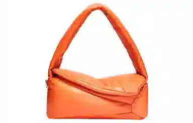 LOEWE Puzzle Hobo