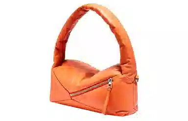LOEWE Puzzle Hobo