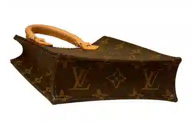 LOUIS VUITTON Petit Sac Plat