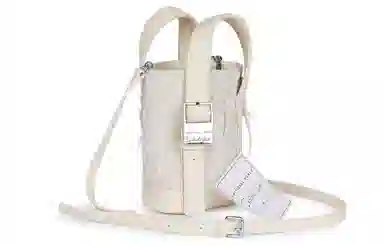 Emotional World Tote