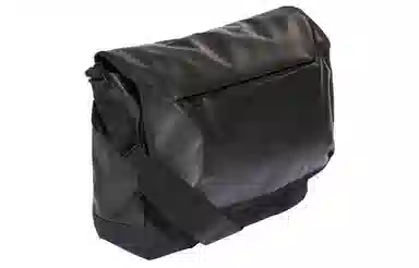 adidas Rifta Messenger