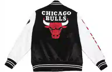 Mitchell Ness FW22 NBALogo