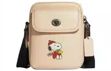 COACH x Peanuts Snoopy Heritage 15