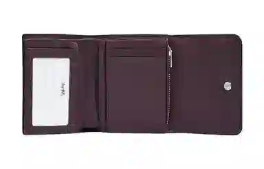 COACH Trifold Wallet 11