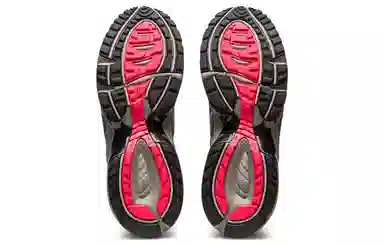 Freja Wewer x Asics Gel-1090 V2