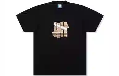 UNDEFEATED T