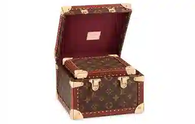 LOUIS VUITTON Malle Pyramide