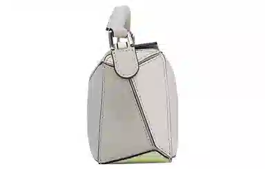 LOEWE Puzzle