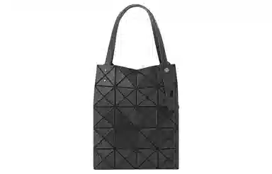 ISSEY MIYAKE Lucent Boxy Tote 231
