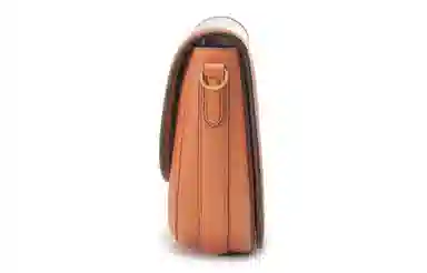 MCM Mode Travia
